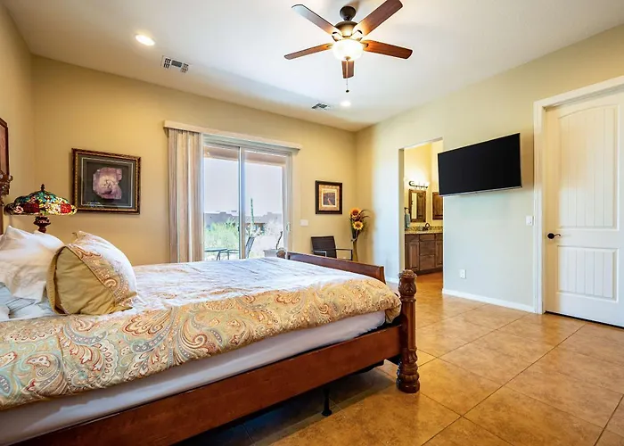 Spacious 3br Retreat - Mountain Views * Apache Junction