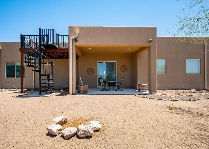 Holiday home Spacious 3br Retreat - Mountain Views *