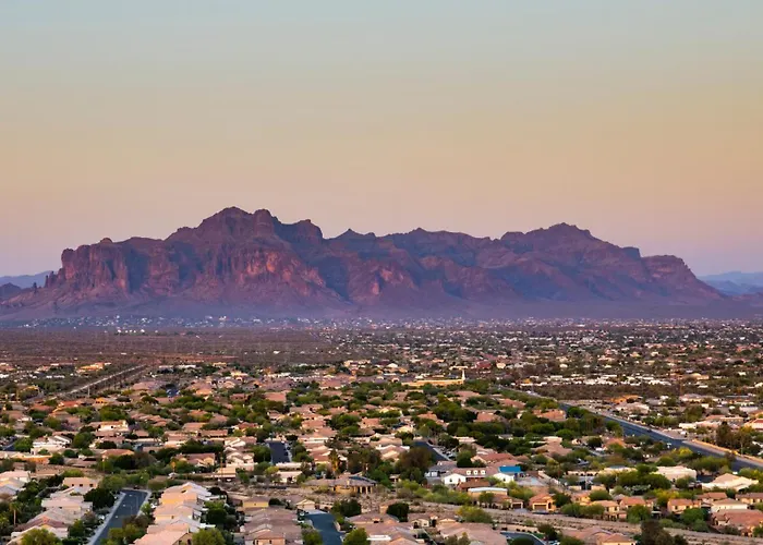 Holiday home Spacious 3br Retreat - Mountain Views Apache Junction